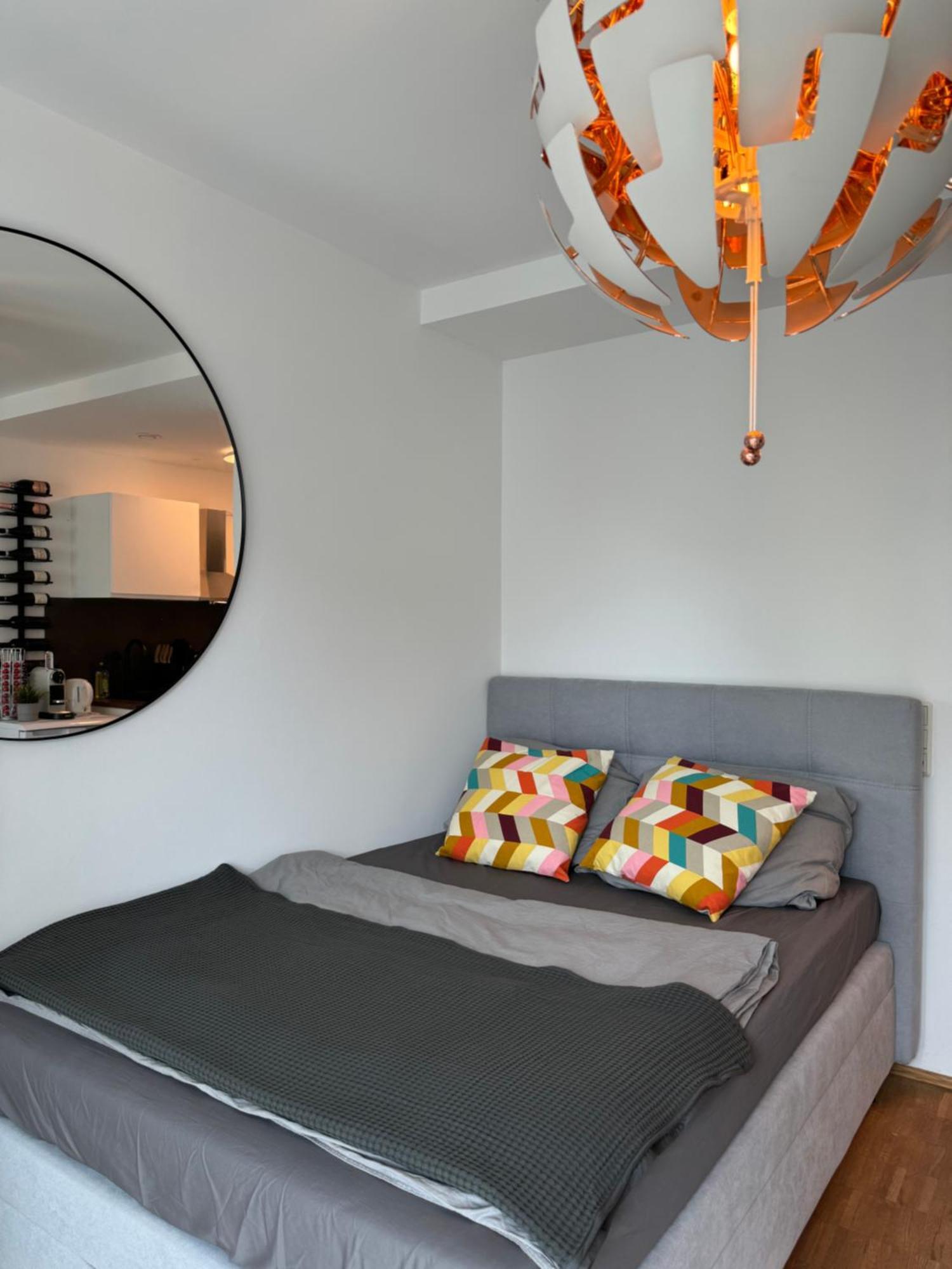 Moderne Ferienwohnung Mit Terrasse Вюрцбург Екстер'єр фото